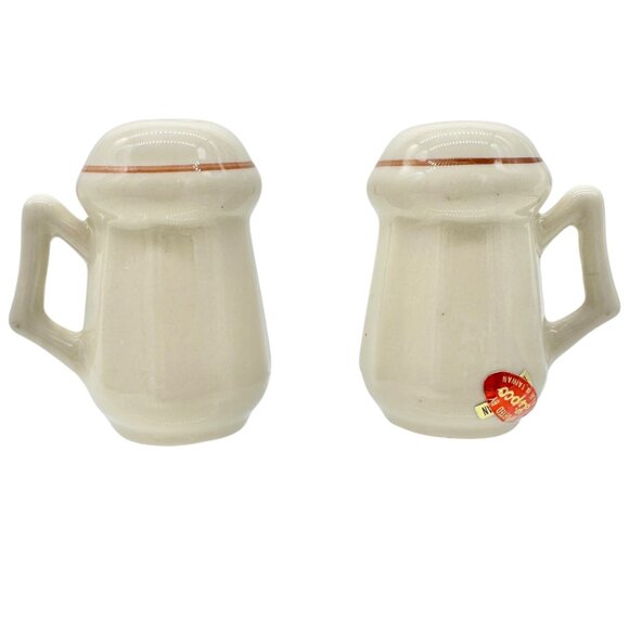 Vtg Amish Country Mug-Style Salt and Pepper Shakers Horse-Drawn Carriage Lipco - Picture 8 of 9